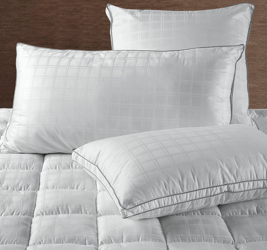 Deluxe Hotel 1200g Soft and Medium King Pillow