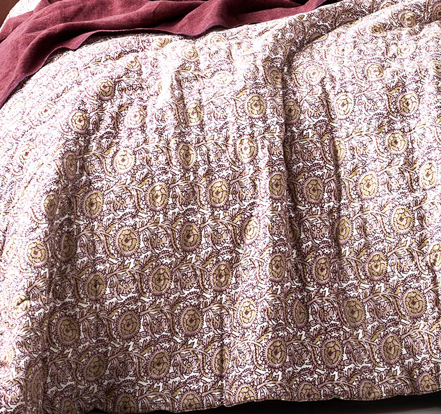 Jaipur Coverlet Rosewater and Merlot
