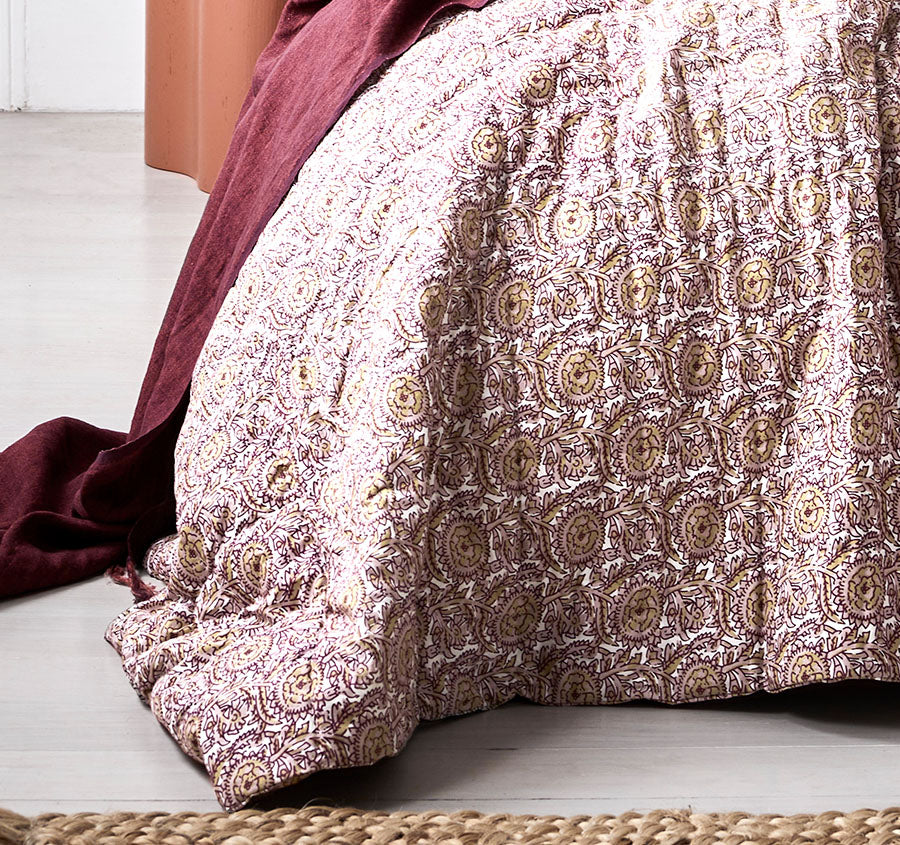Jaipur Coverlet Rosewater and Merlot