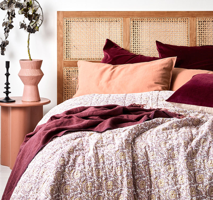 Jaipur Coverlet Rosewater and Merlot