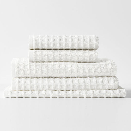 Waffle 580GSM Cotton Bath Towel Range White