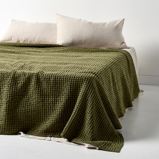 Waffle Bed Throw Caper
