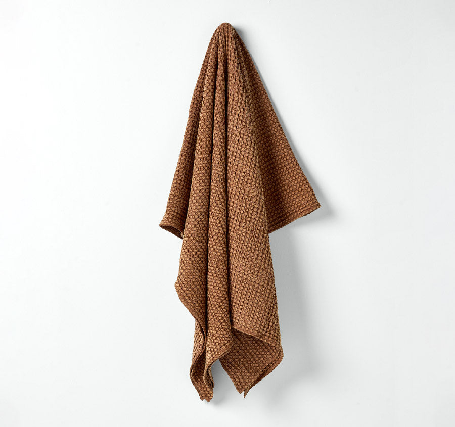 Waffle 140x200cm Throw Rug Clove