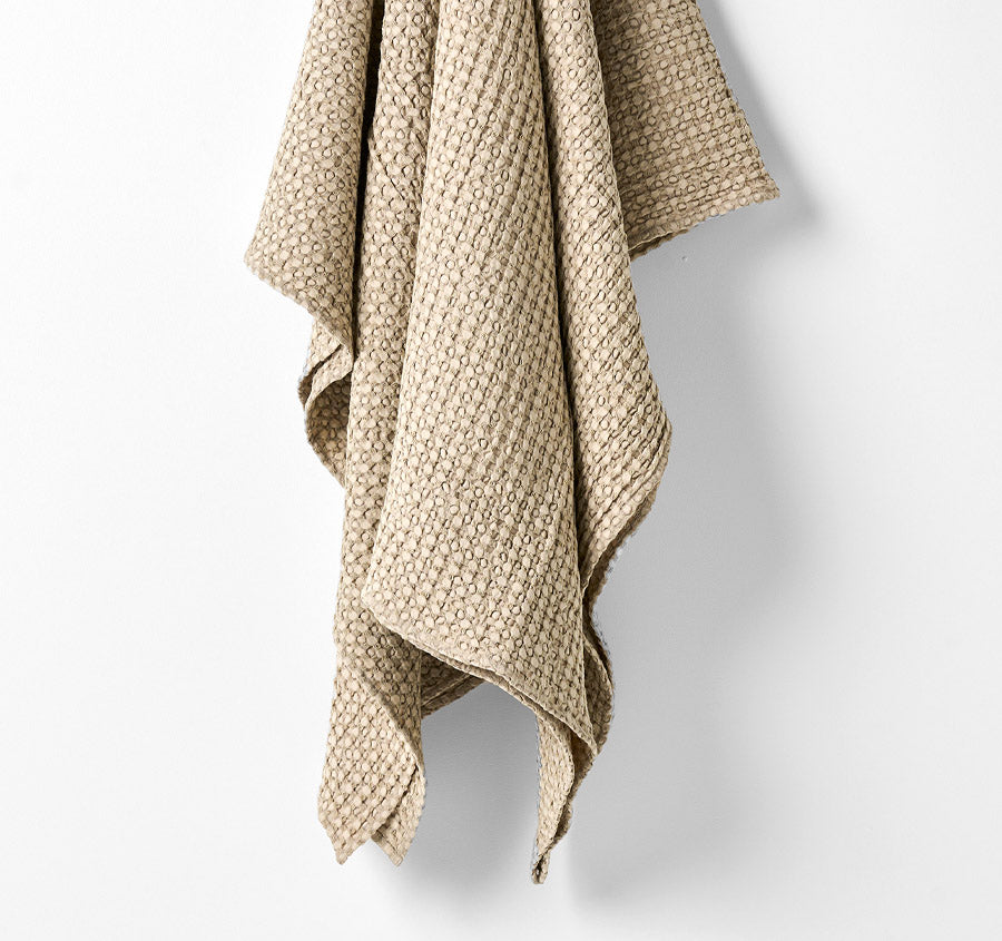 Waffle 140x200cm Throw Rug Feather