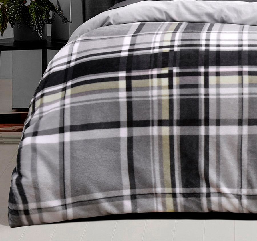 Chester Quilt Cover Set Range Black