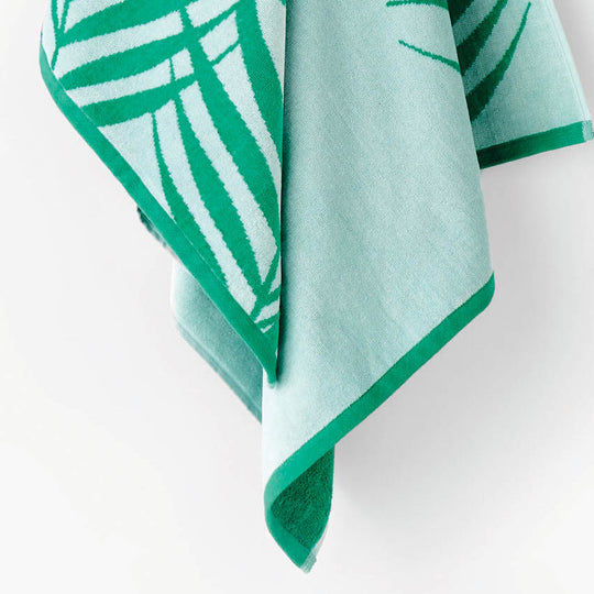 Palms 80x160cm Beach Towel Green