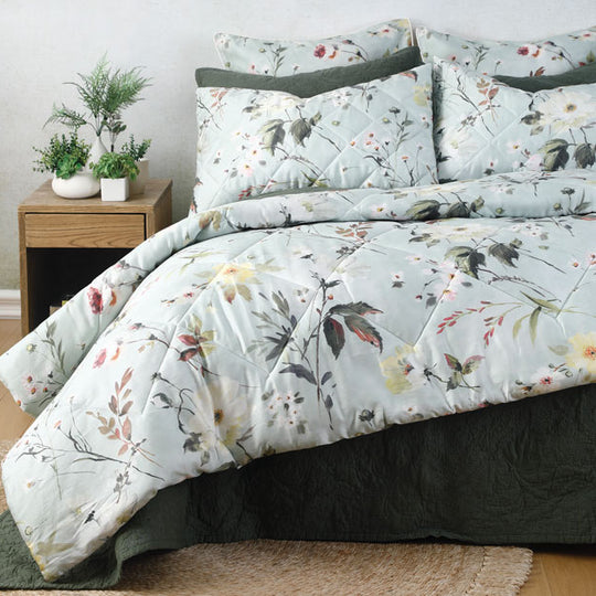 Marlie Comforter Set Multi