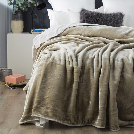 Heavy Weight Acrylic Mink Blanket Taupe
