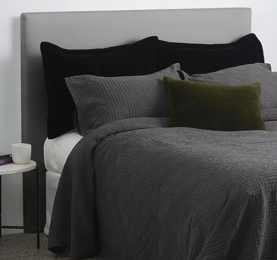 Capsule Bedspread Set Range Charcoal