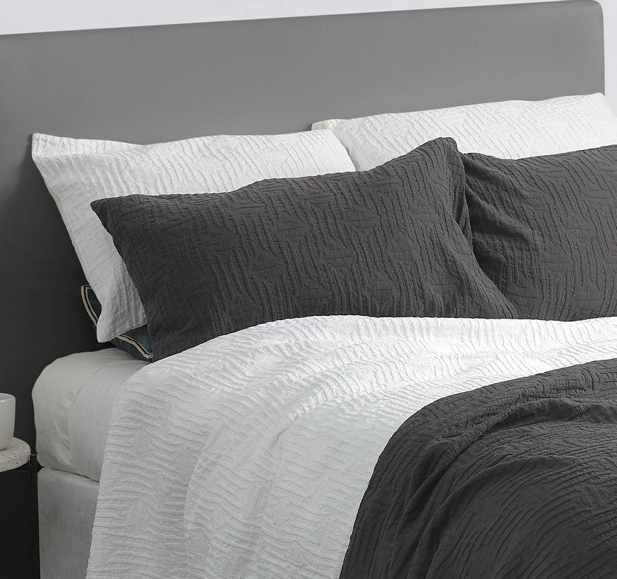 Capsule Coverlet Set Charcoal