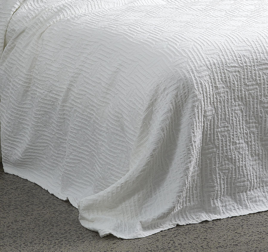 Capsule Bedspread Set Range White