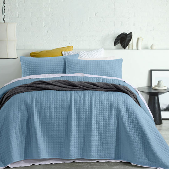 Zane Queen Bed and King Bed Coverlet Set Blue