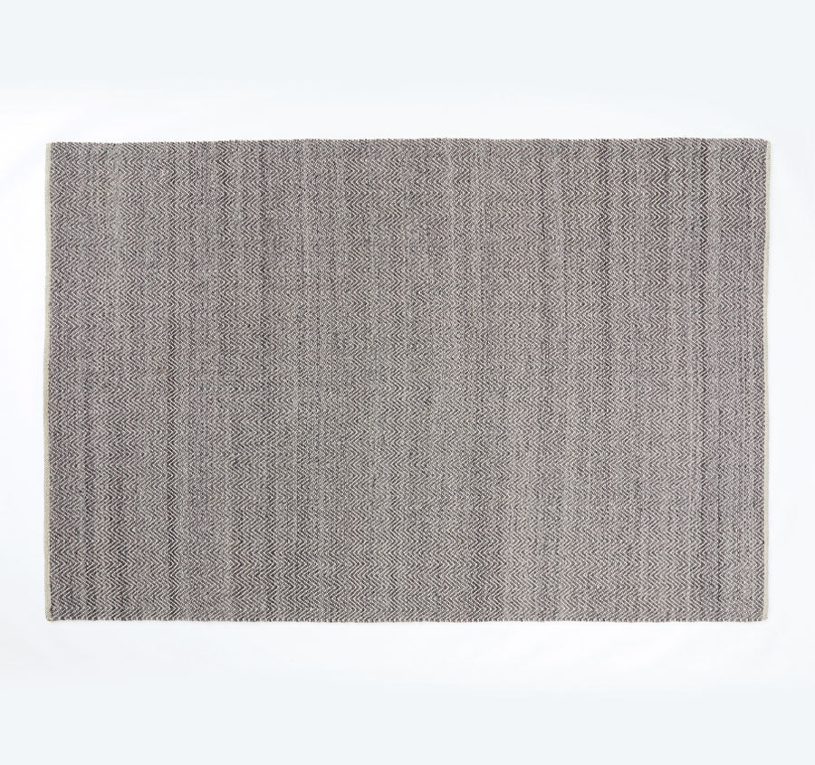 Matterhorn 1.6x2.3m Floor Rug Tar